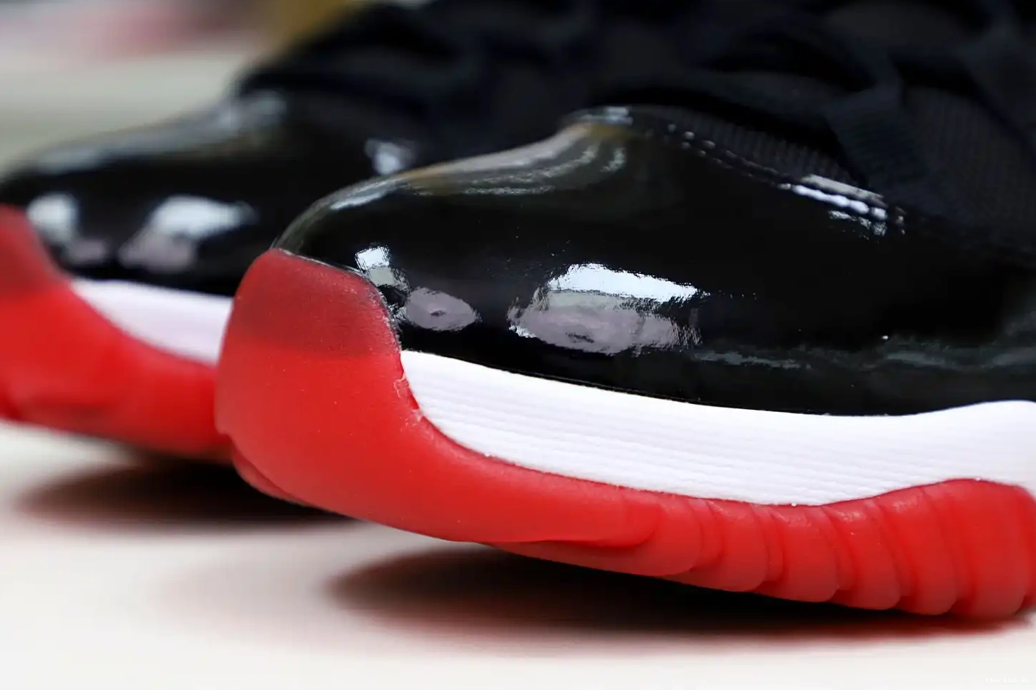 JORDAN AIR Kimikick RETRO 2019 11 'BRED' 0319