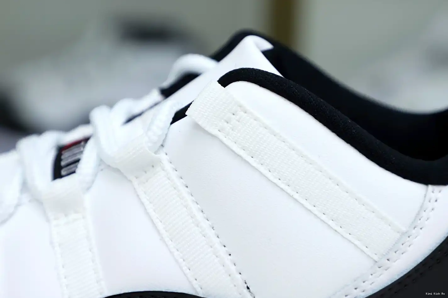 BRED 11 Kimikick LOW JORDAN WHITE AIR 0321