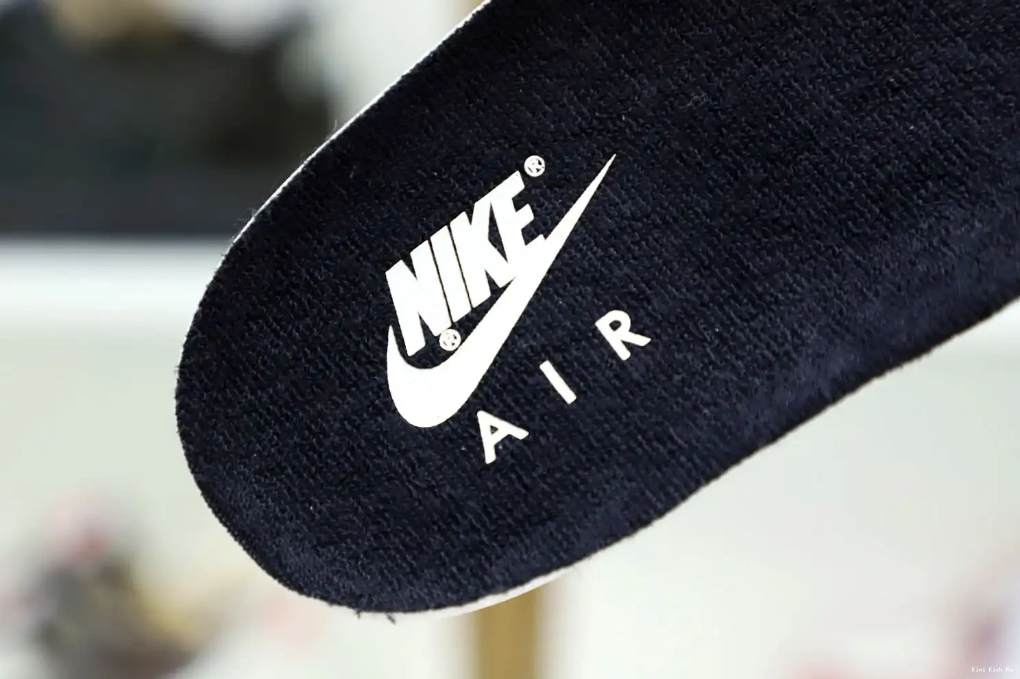 JORDAN AIR Kimikick RETRO 2019 11 'BRED' 0319