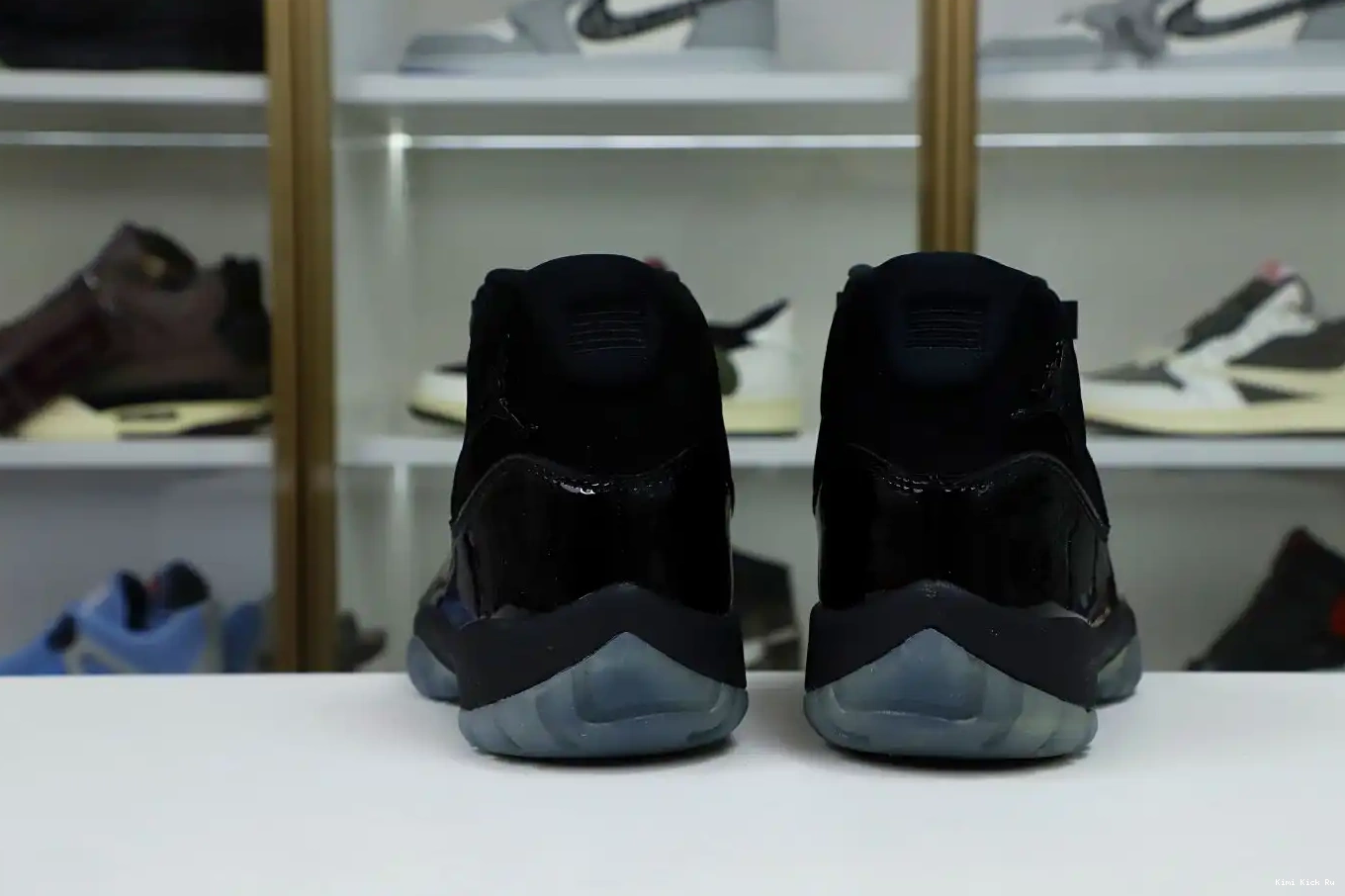 GOWN' 11 AND JORDAN 'CAP RETRO AIR Kimikick 0320