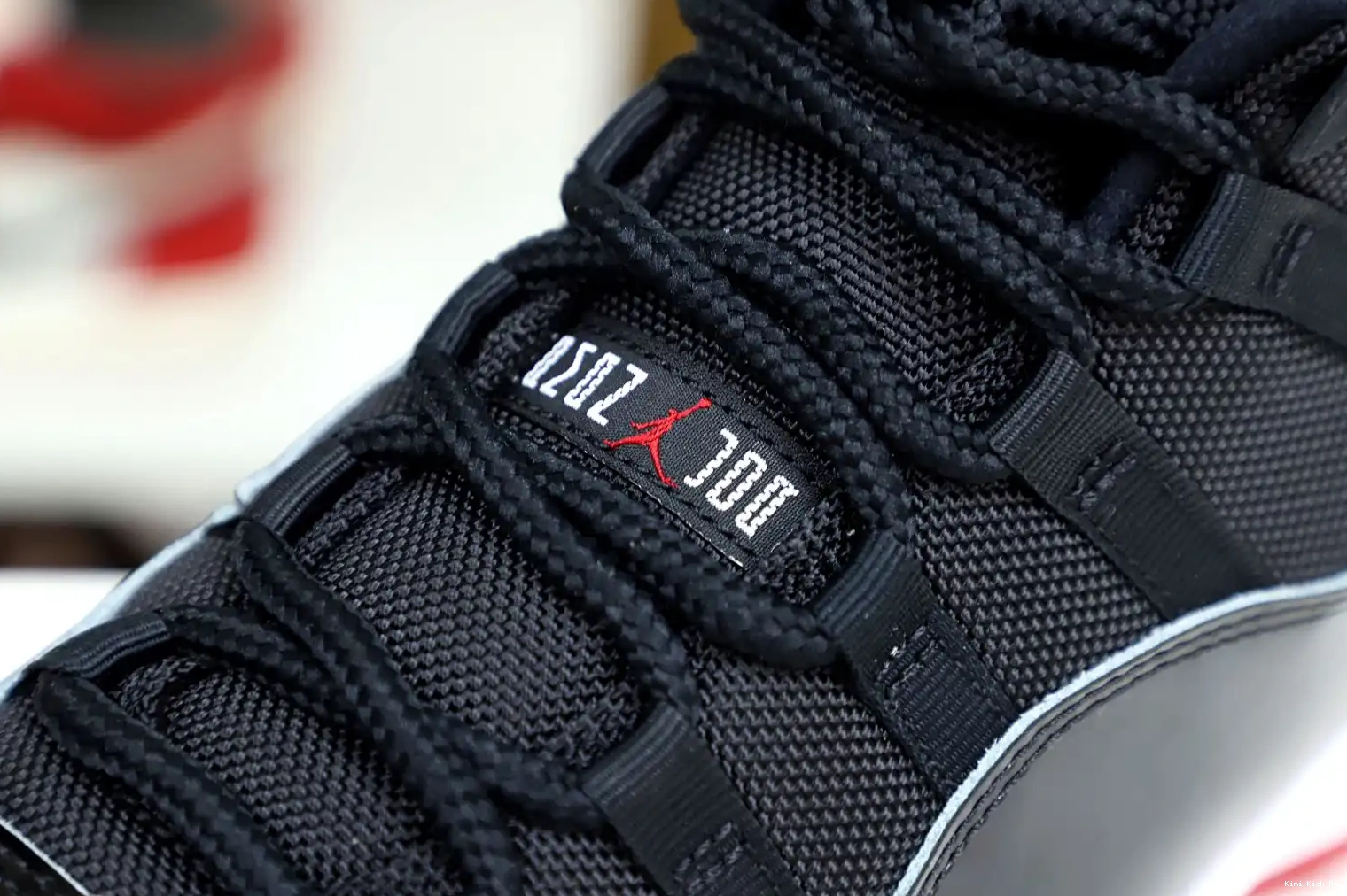 JORDAN AIR Kimikick RETRO 2019 11 'BRED' 0319