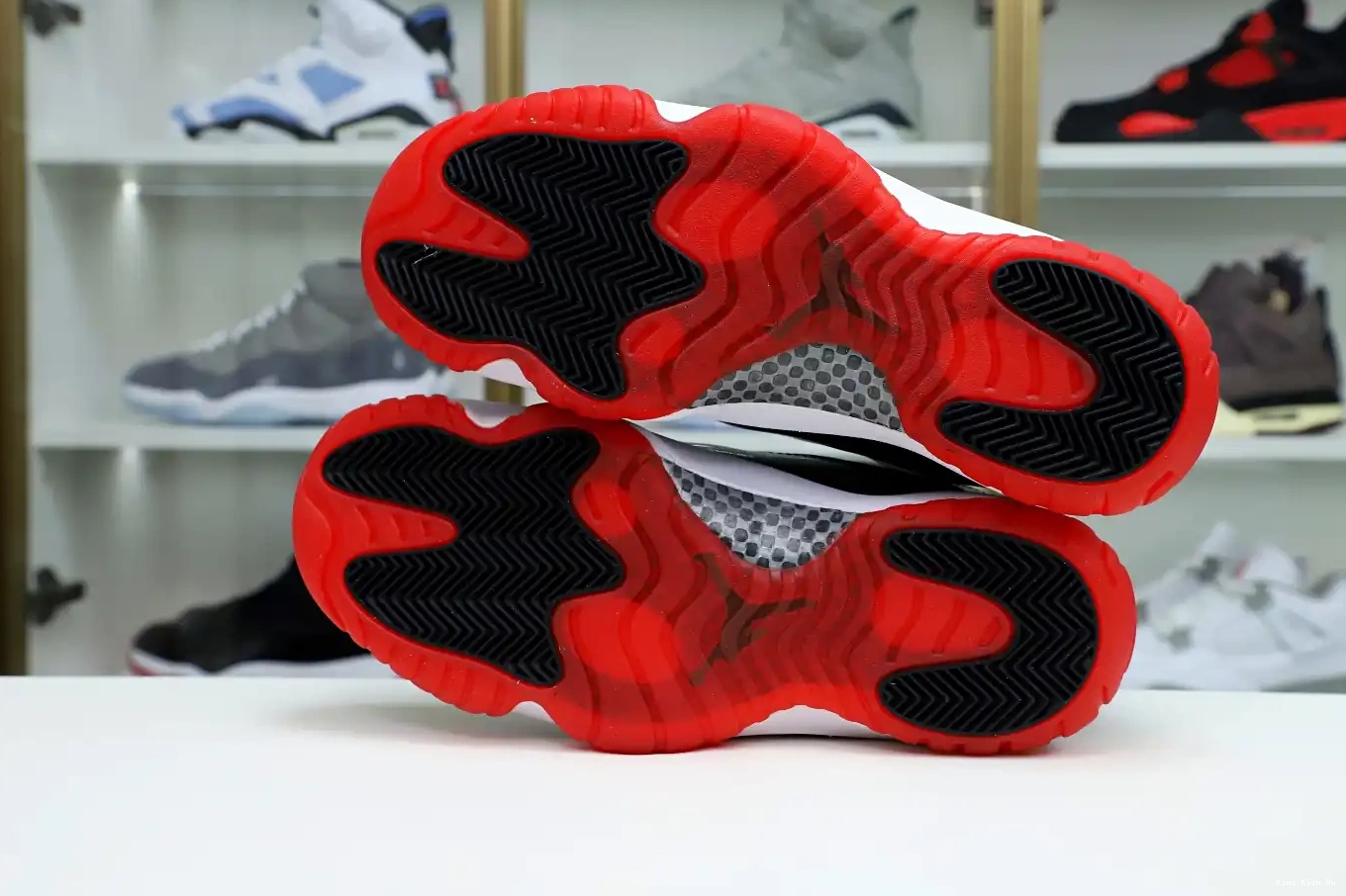 BRED 11 Kimikick LOW JORDAN WHITE AIR 0321